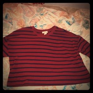 A long sleeve light sweater shirt